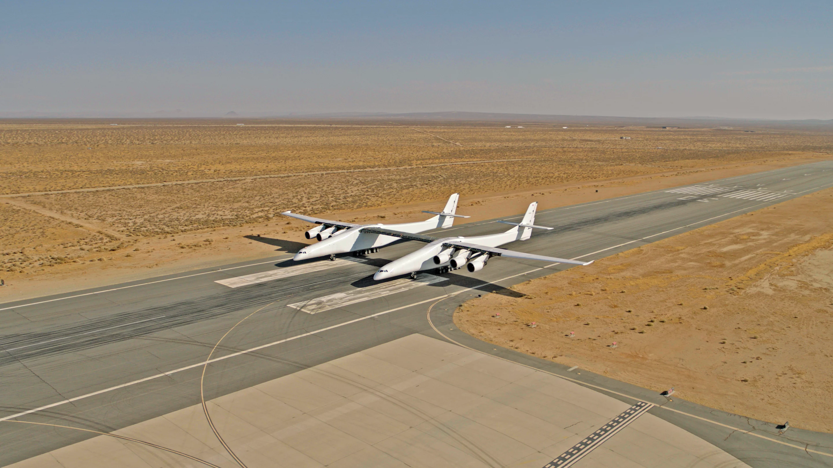 The giant Stratolaunch aircraft has now successfully completed two runway taxi tests reaching a top speed of 46 mph