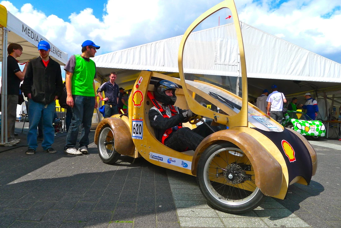 Aston University's hydrogen-fueled, flat-pack cardboard and plywood creation