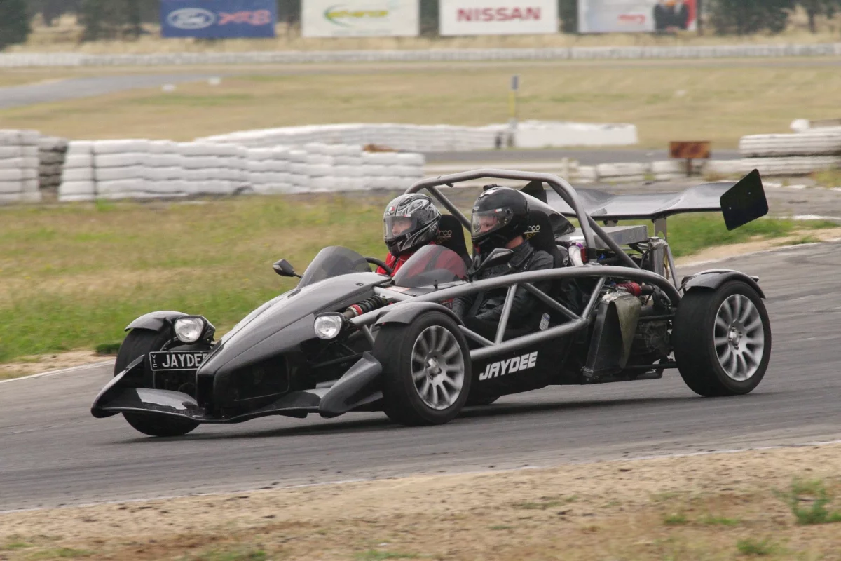 The JayDee Atom 600 began life as 245 hp Ariel Atom III but with a custom-built Honda engine how produces 594 hp on E85 pump fuel at the rear wheels and the whole car with a near full tank of gas, weighs 701 kg. It's a real world rocketship with balance and handling that in Jaydee's words, "will enable you to drive like a hero."
