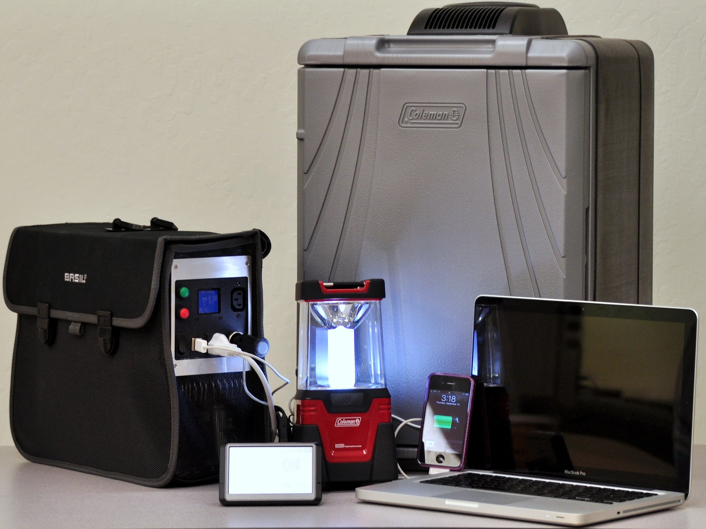 SiGNa Chemistry has received funding from USAID to develop portable hydrogen fuel technology, such as the DPS 300 hydrogen generator (left)