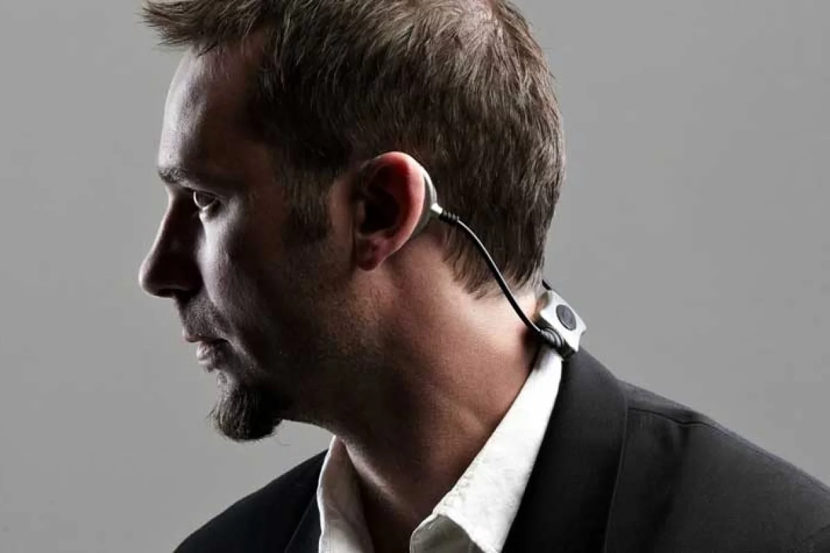 The Sound Band doesn't use speakers to play back sound