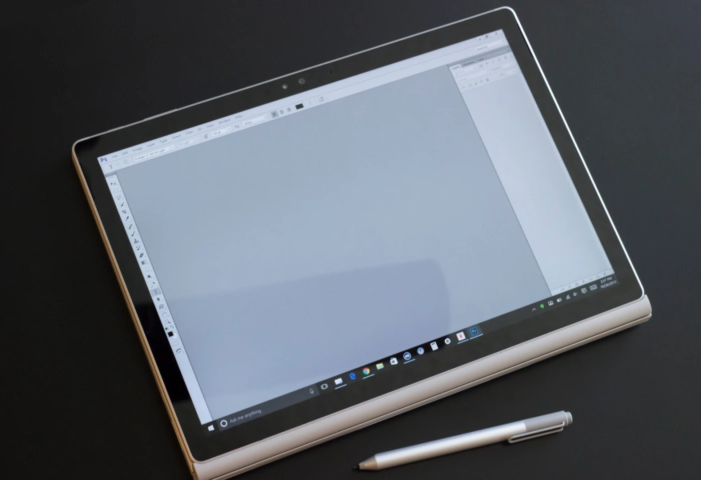 As a tablet, the Surface Book loses its larger battery (and in some models its discrete GPU)