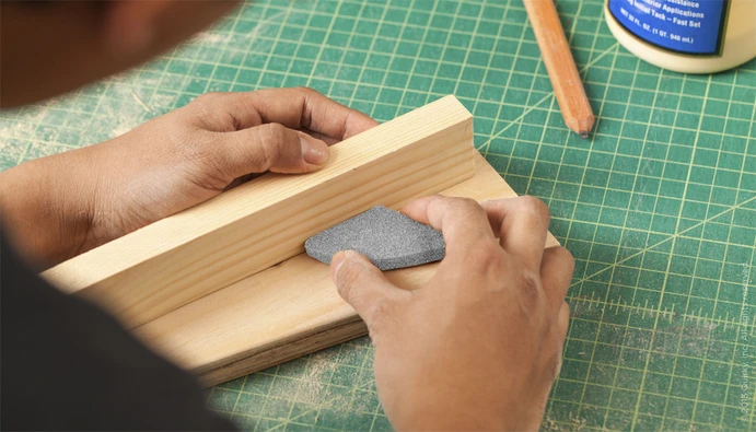 Sandables are made out of polycaprolactone (PCL), a material that becomes more elastic at moderately high temperatures