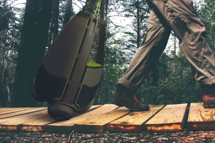 The three-wheel design helps keep two wheels on the ground all the time