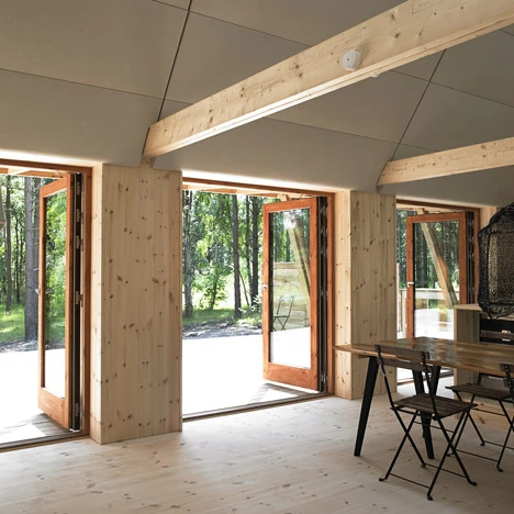 The Modern Seaweed House meals area