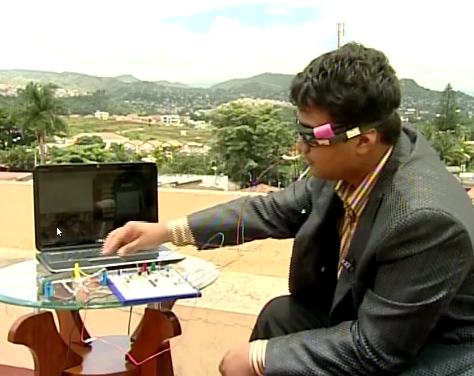 Luis Cruz's Eyeboard - an eye tracking computer interface for the disabled