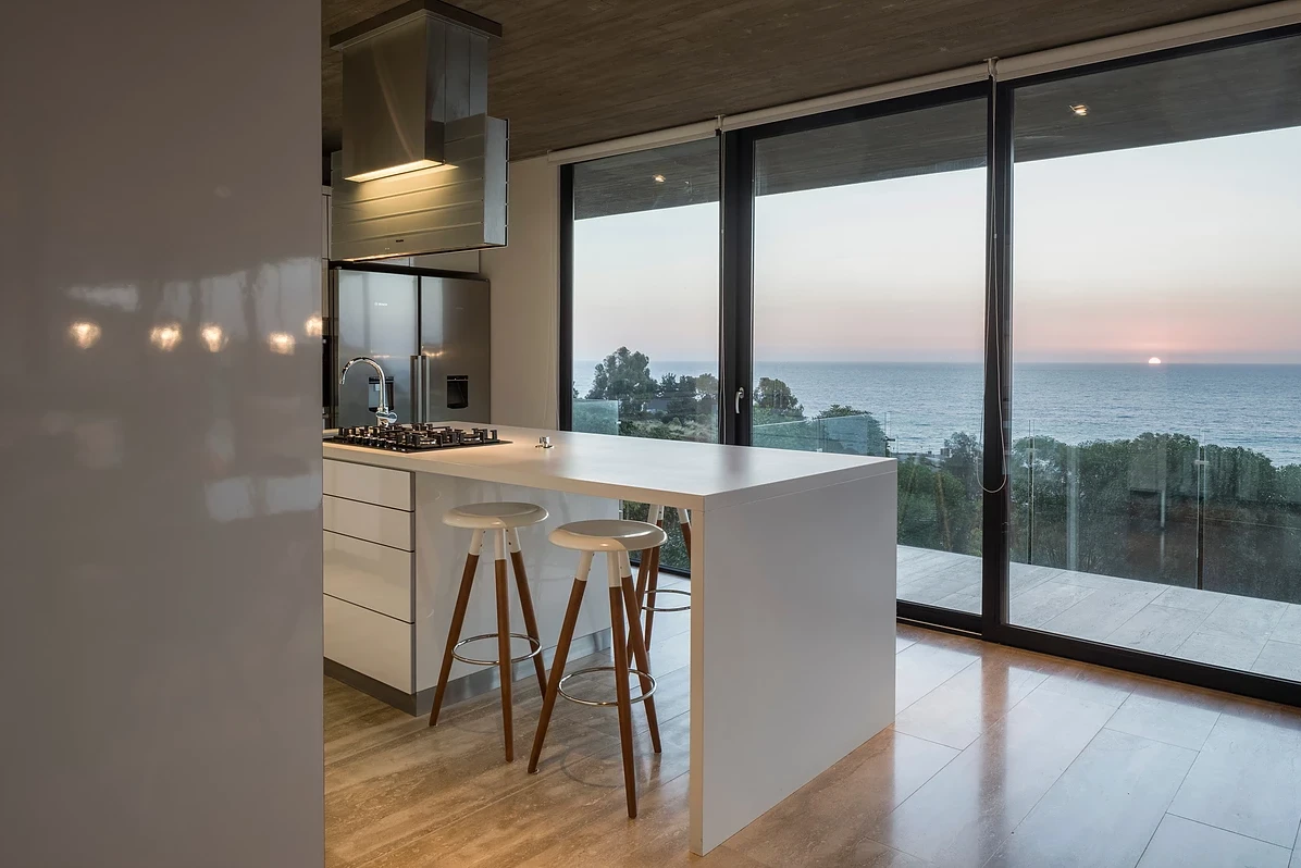 Inside La Casa H by Felipe Assadi Arquitectos