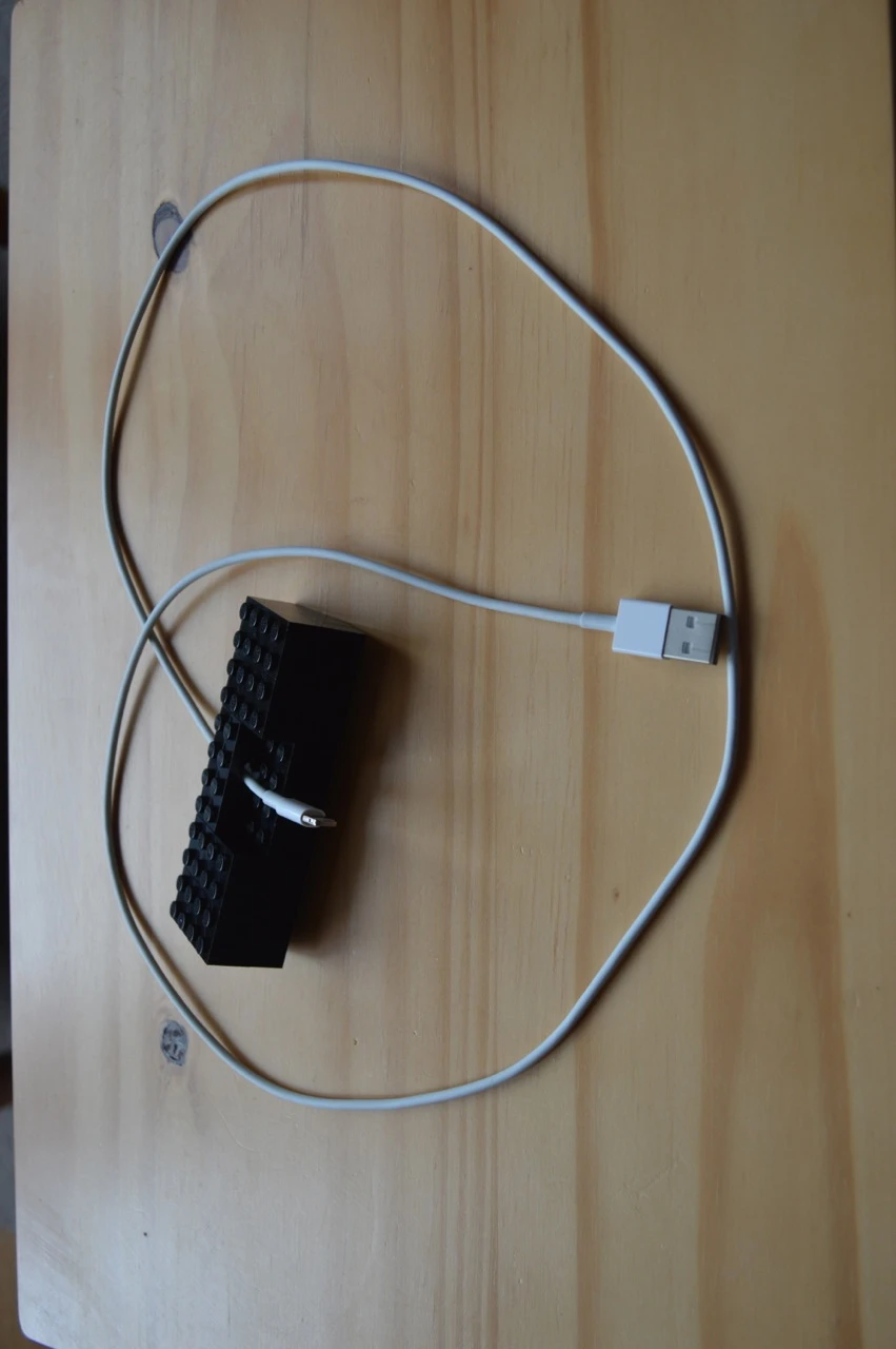 Assembly guide step 8 (Photo: Gizmag)