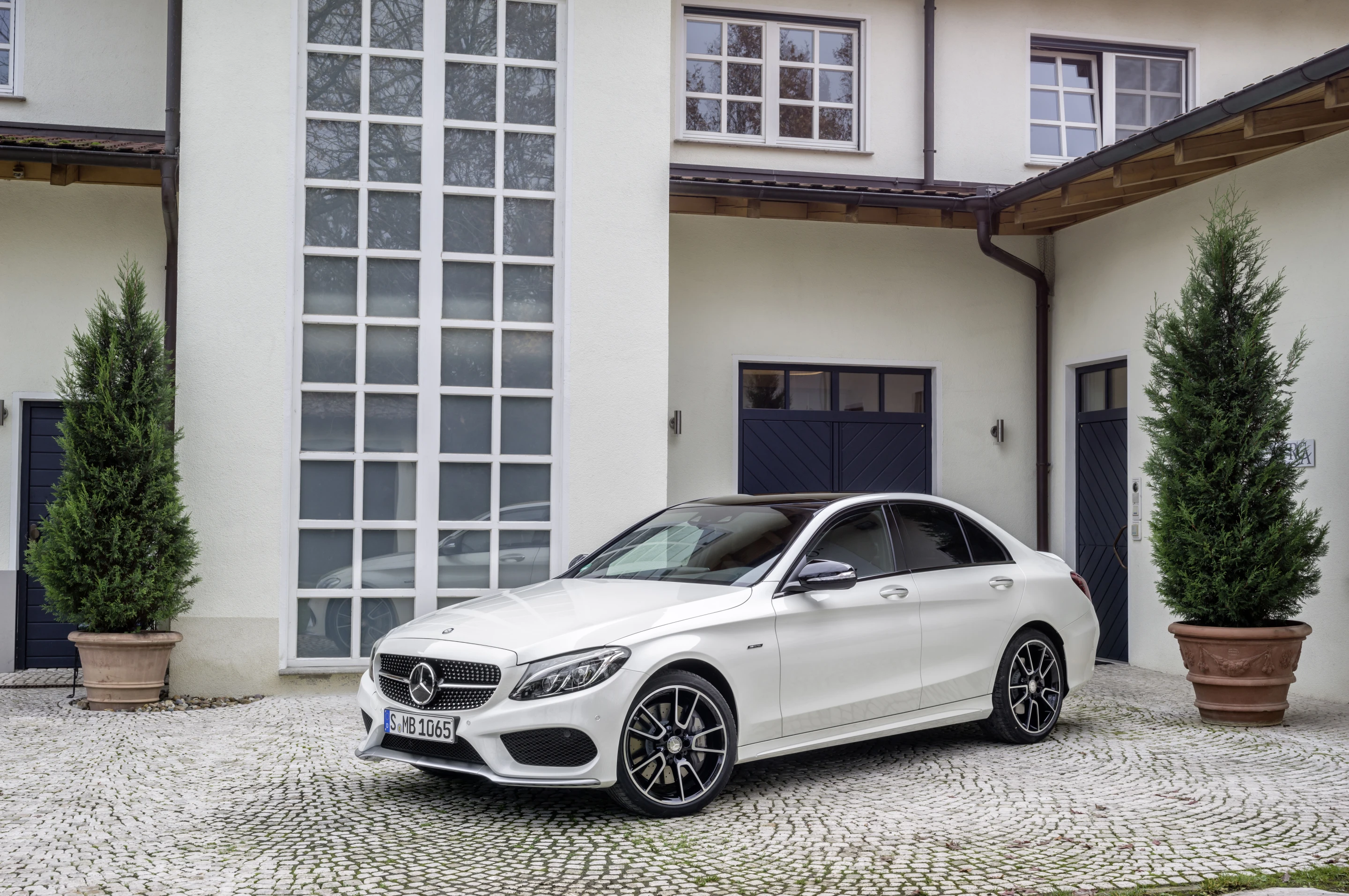 Powered by a 3.0-liter, 270 kW (367 hp) twin-turbo V6 engine driving all-four wheels, the C450 is designed to provide a stepping stone to the world of AMG performance