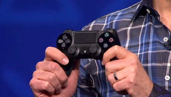 One of the most noticeable features of the new Playstation is the DualShock 4 controller, which blends the basic form of past Playstation controllers with some completely new elements