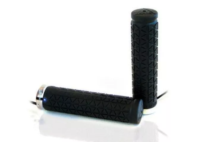 A'ME's Clamp-On MTB Heated Tri Grips are designed to warm the hands of winter cyclists