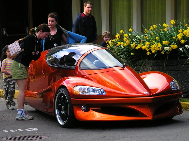 The Future Vehicle Technologies Ale', look-alike forerunner to the under-wraps eVaro