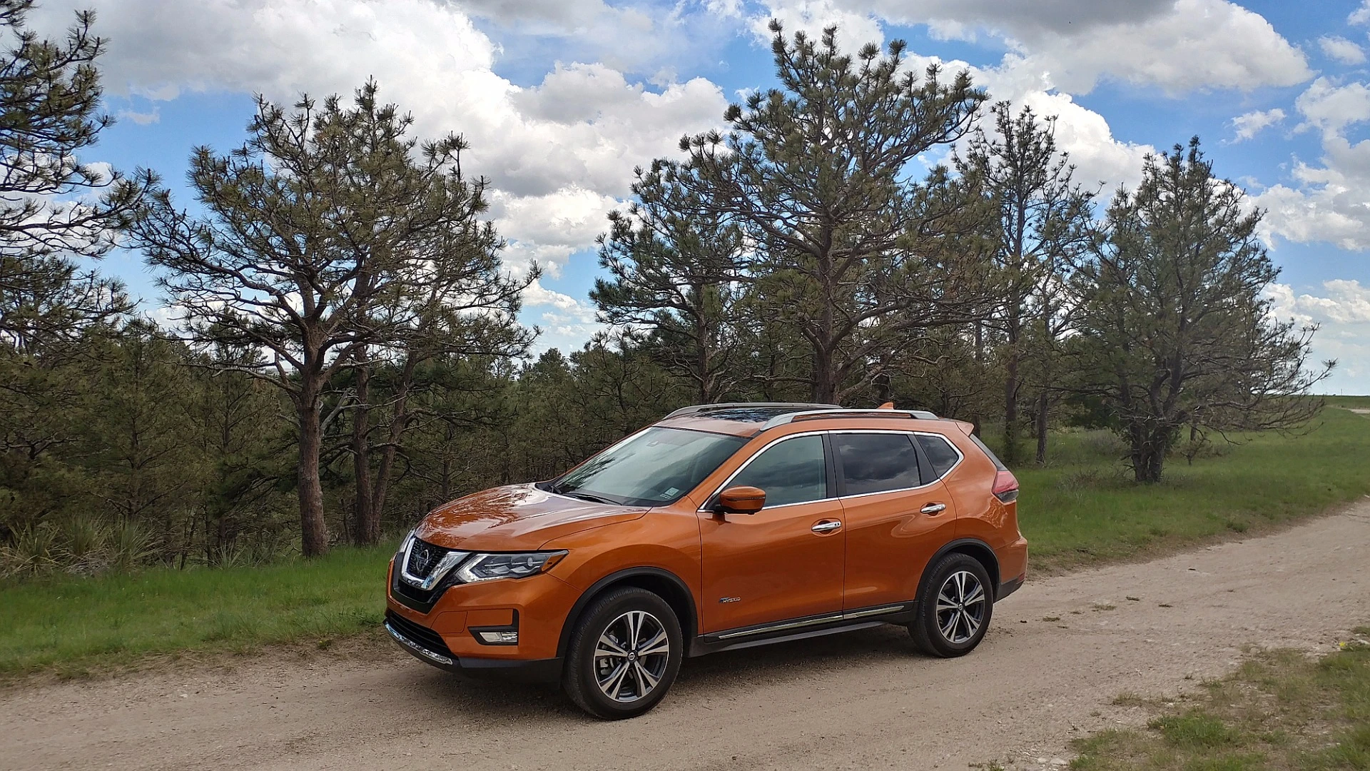 The Rogue Hybrid has all of the size, interior space, and usability of the best-selling Rogue model