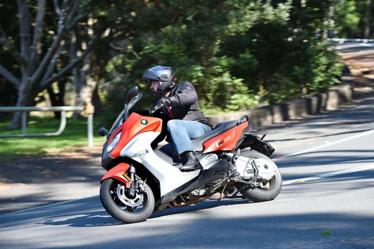 BMW's C650 GT: deceptively capable of hard riding
