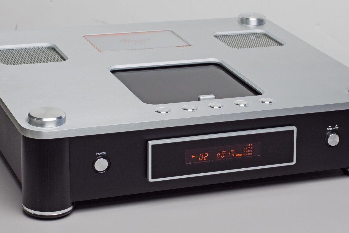 Vincent's C-60 CD player gives the user a choice of vacuum tube or solid-state output, each offering its own distinct audio rendering