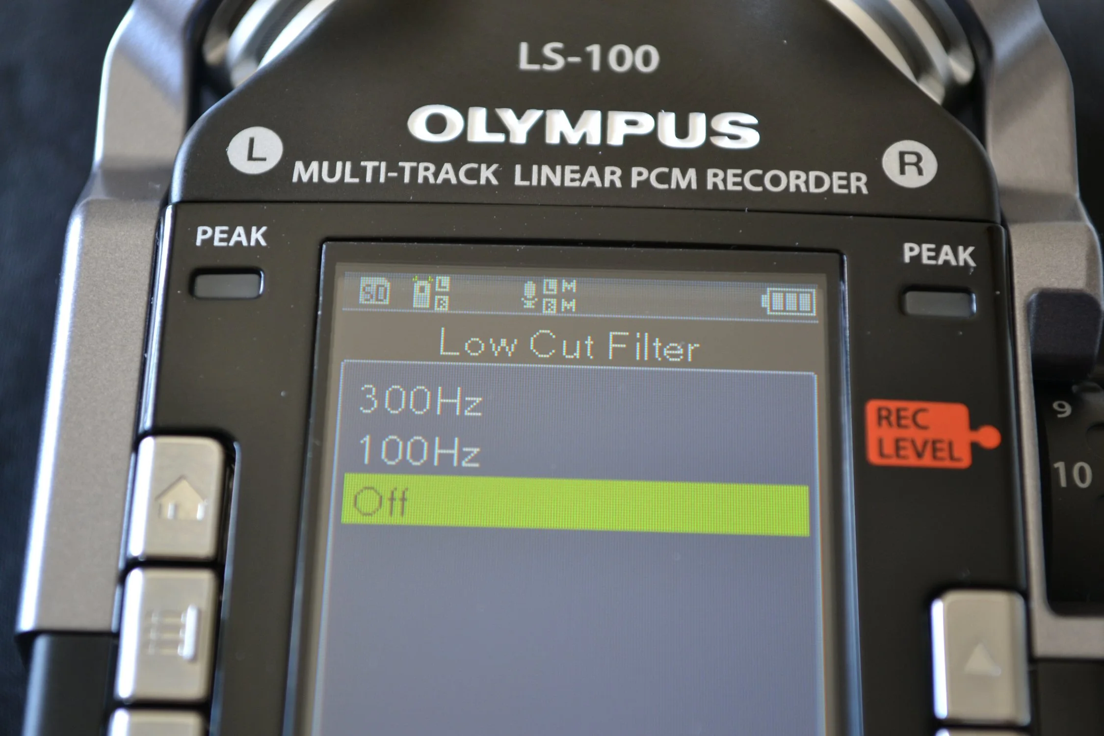 There's a lowcut filter to eliminate low-frequency sound (such as air conditioners or projectors) at 100 Hz or 300 Hz