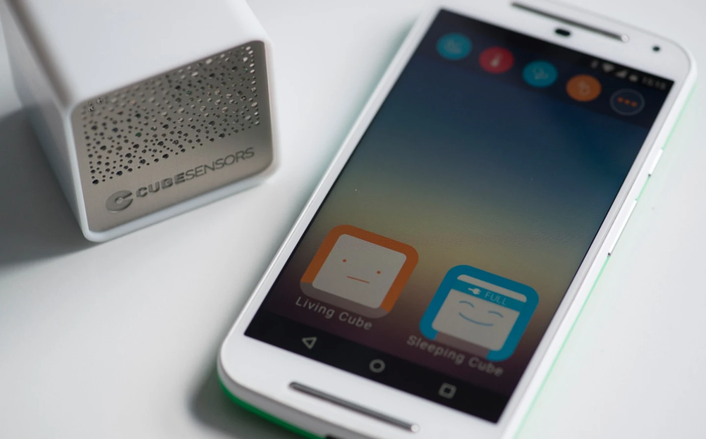 The CubeSensors app lets users look at the monitored levels in a variety or levels of detail