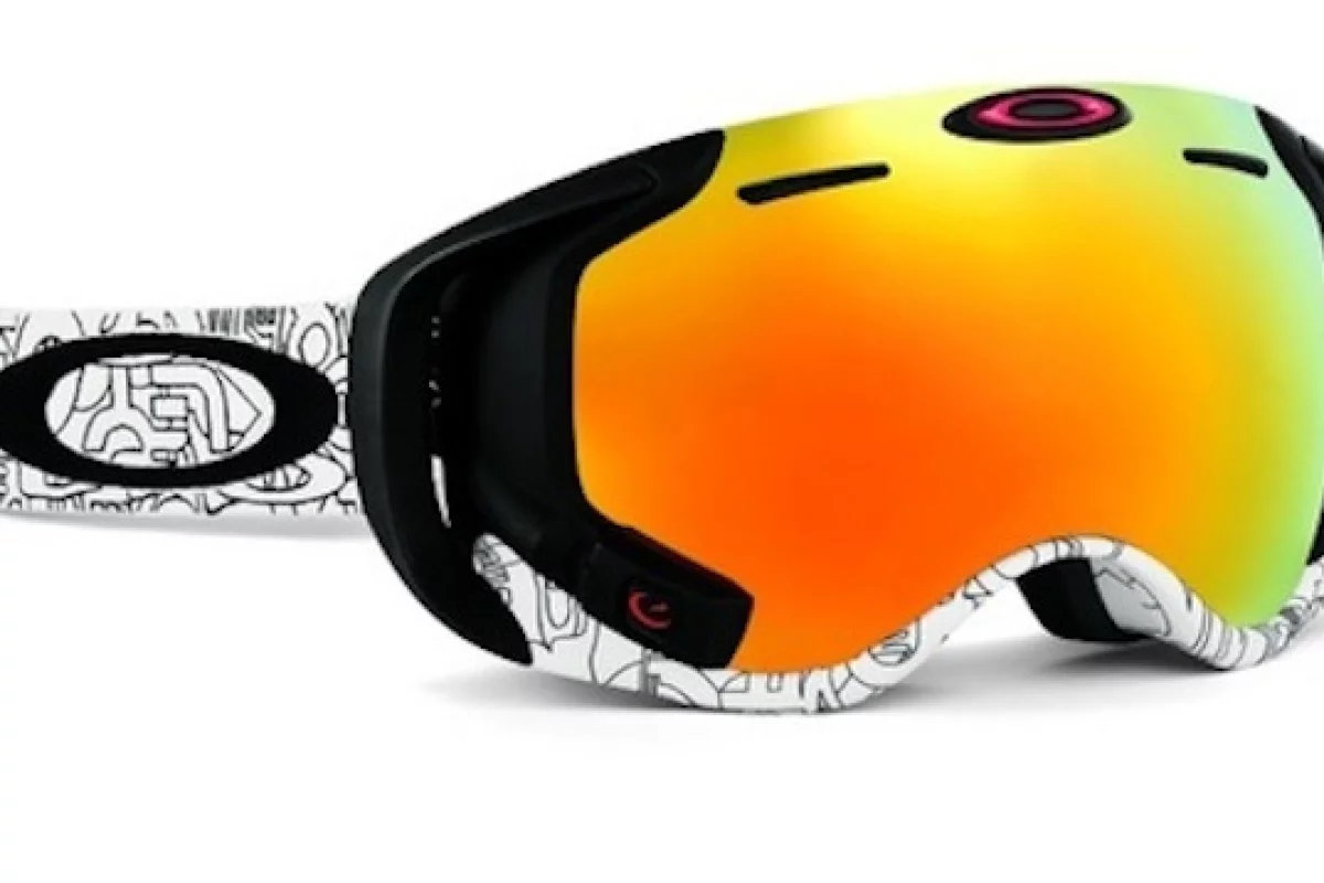 Oakley's new AirWave snow goggles