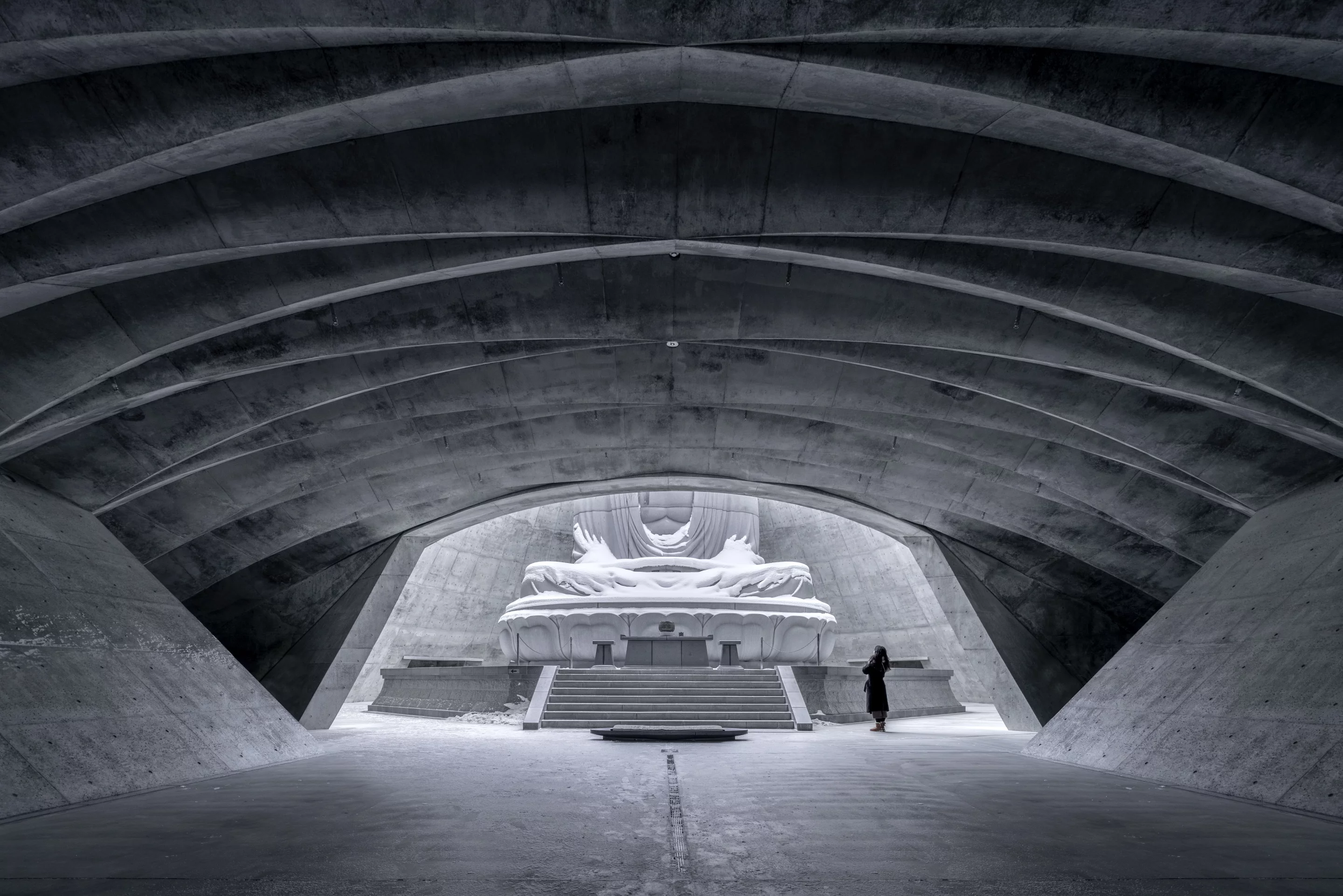 Vincent Wu from Hong Kong, China, took this photograph of Hill of the Buddha in Japan's Makomanai Takino Cemetery by Tadao Ando. It was entered into the Interior category