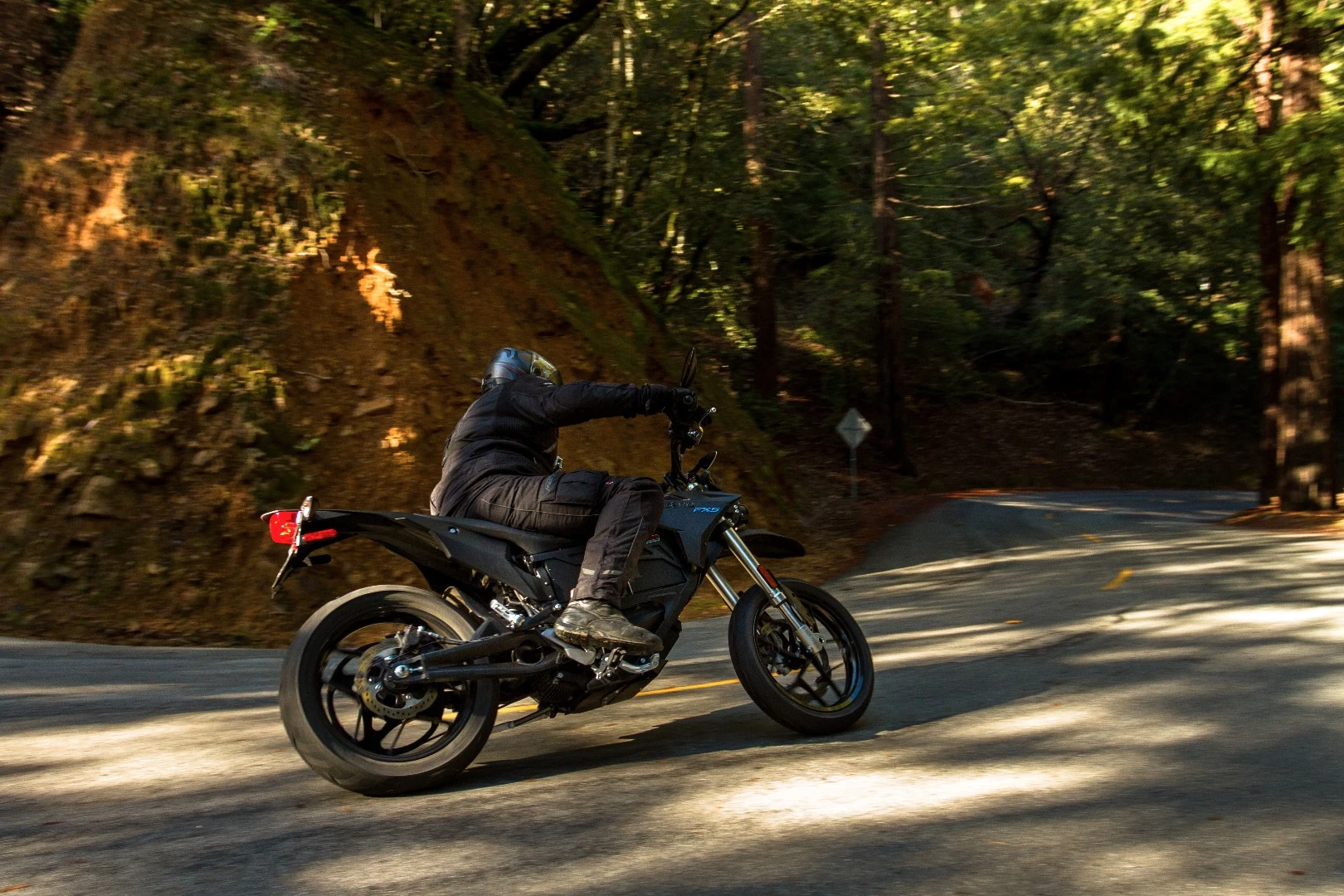 2016 Zero FXS: front suspension is an inch and a half shorter travel than the FX dirtbike