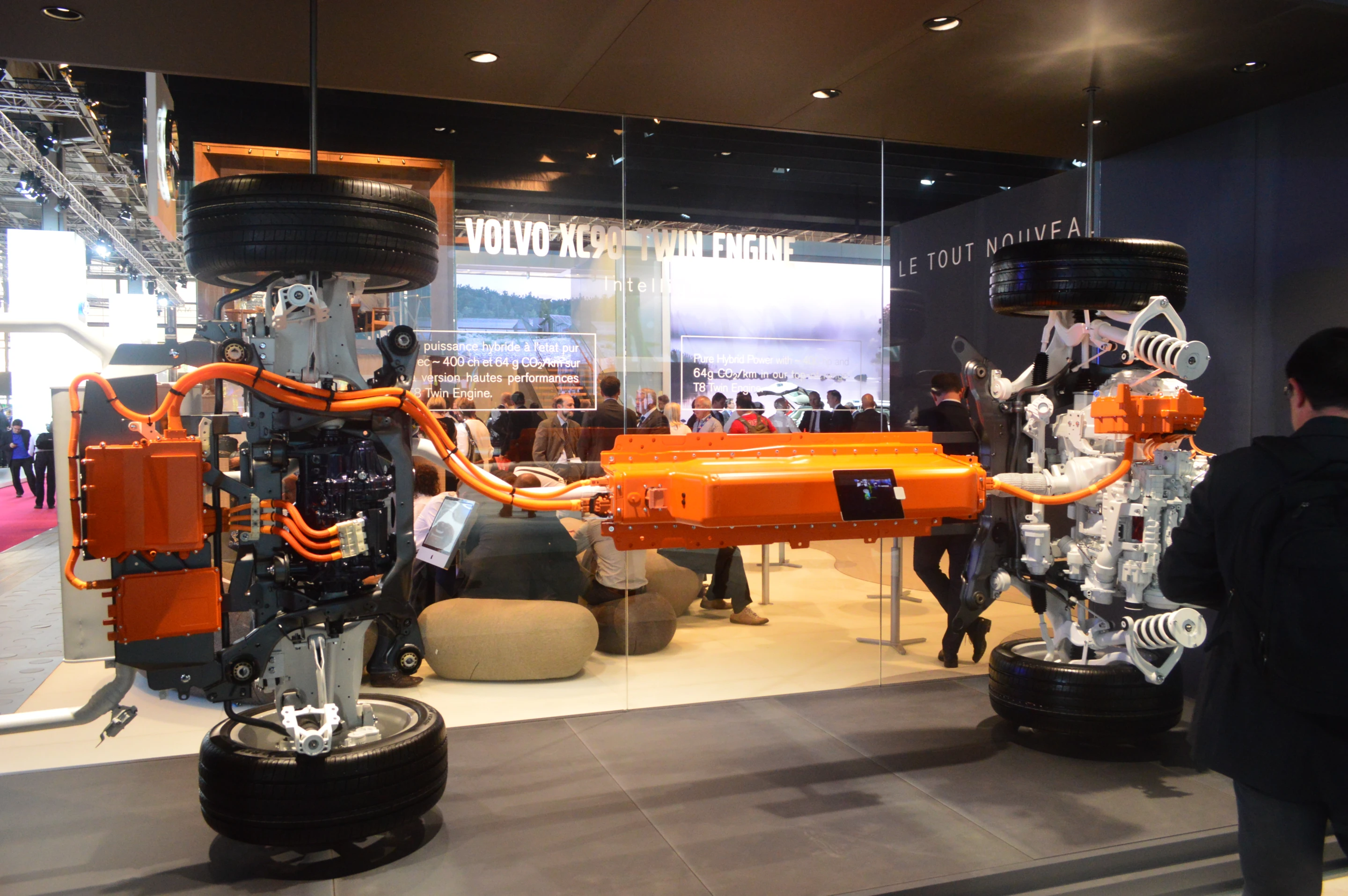 Volvo XC90 powertrain display (Photo: C.C. Weiss/Gizmag)