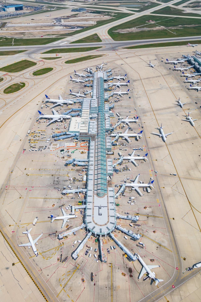 Chicago O'Hare International Airport Terminal 1 Concourse