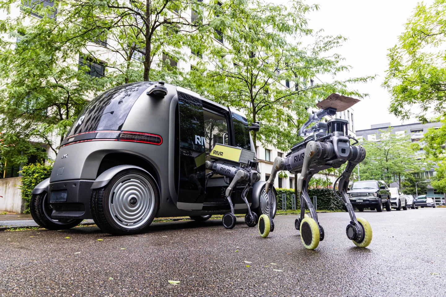 RIVR ONE can also carry smaller items via a back-mounted arm