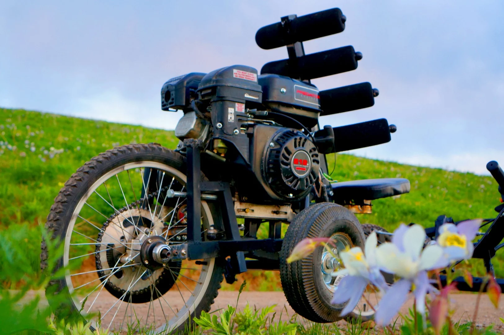 The gas off-road Comanche features a 6.5-hp engine that takes it to a top speed of 45 mph (72 km/h) although optional upgrades to beefier engines boost that figure, maxing out with a 450cc engine that delivers about 70 mph (112 km/h)