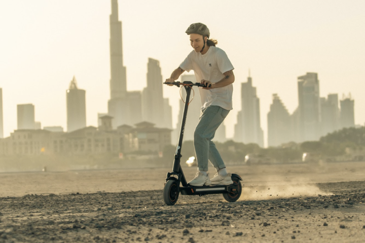 Hiboy introduced Hiboy Max Pro, an upgraded version of Hiboy Max, representing the flagship product of Hiboy. It is the biggest-selling product of 2023