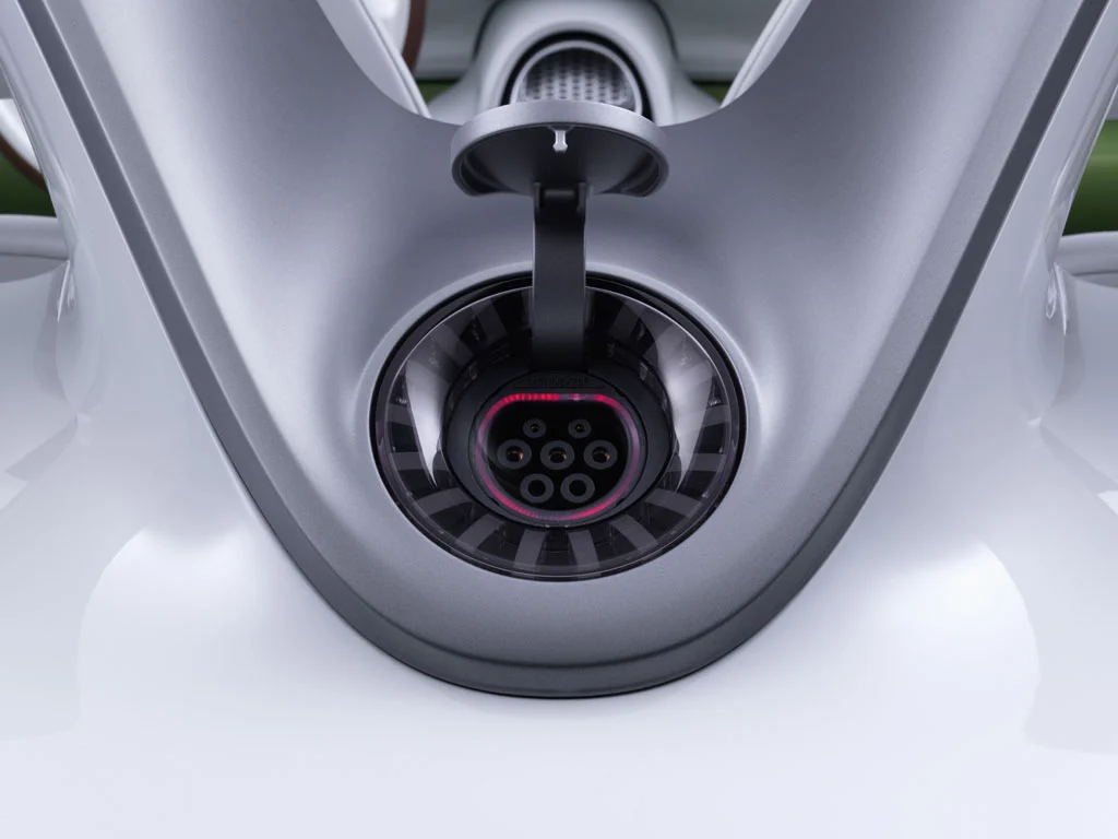 The smart forspeed's hot button offers an extra 5 kW