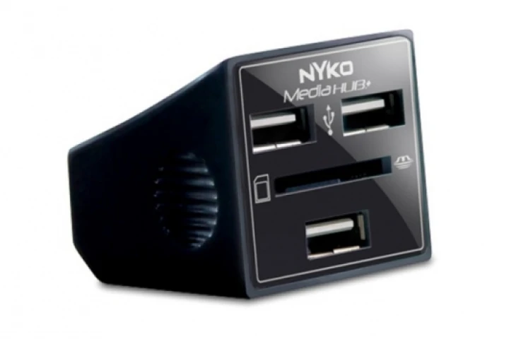 The Nyko Media Hub for PS3