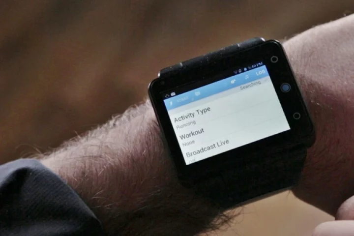 The Neptune Pine lets users flip their wrist and check a lot more than just the time