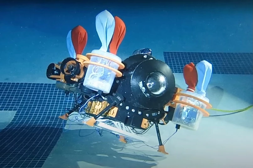 The Monarch ROV in a pool test