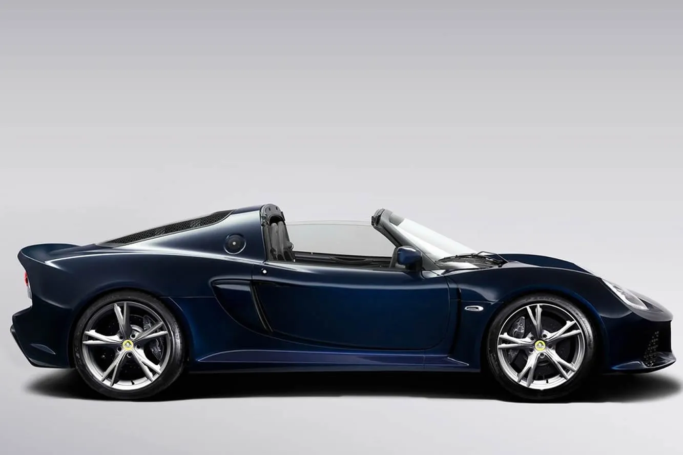 Lotus claims that the "mesmerizing grunt" of the coupÃ© is matched in this new Roadster