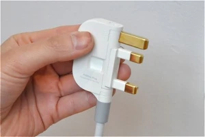 The Folding Plug is designed to to collapse flat for packing in a laptop bag (Credit: Min-Kyu Choi)