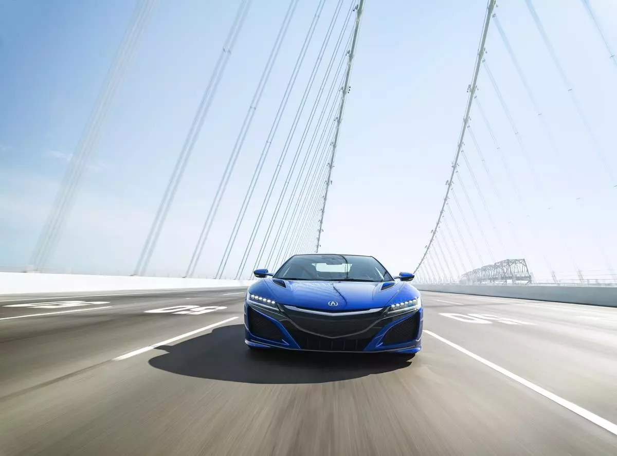 The total power output for the NSX is 573 horsepower (427 kW), 500 hp of which comes from the engine