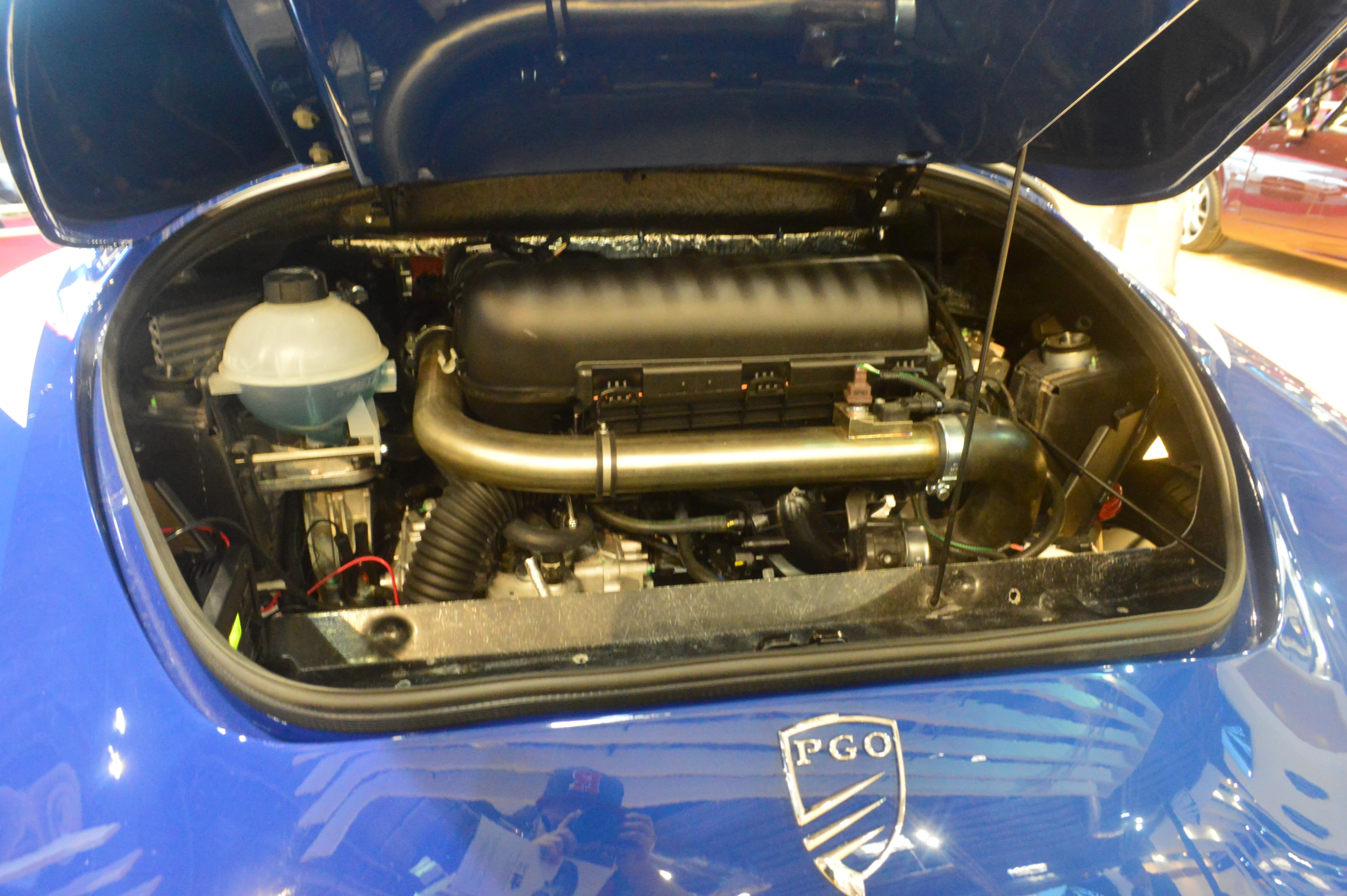 A peek at the Coastline's 1.6-liter turbo engine (Photo: C.C. Weiss/Gizmag)