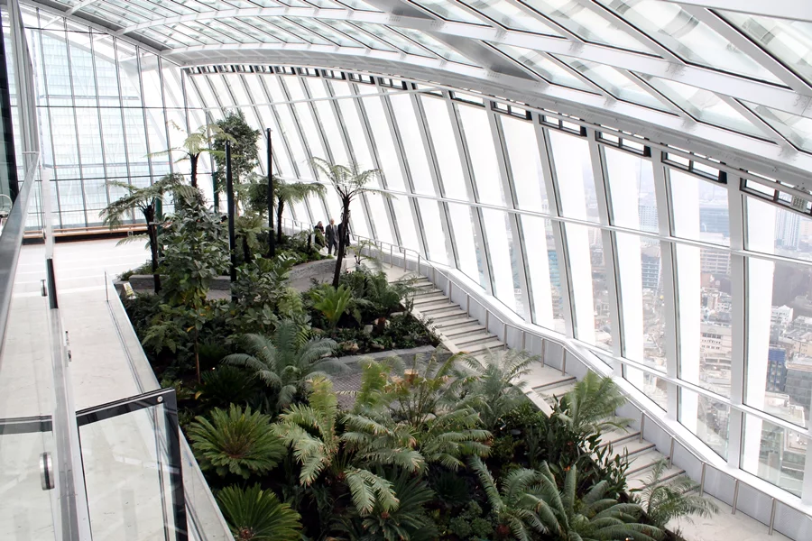A view of the east terrace at the Sky Garden (Photo: Stu Robarts/Gizmag)