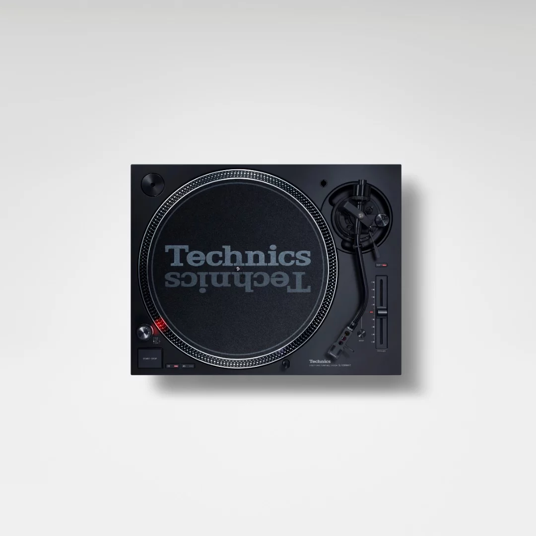 The Technics SL-1200MK7 turntable gains a coreless direct drive motor