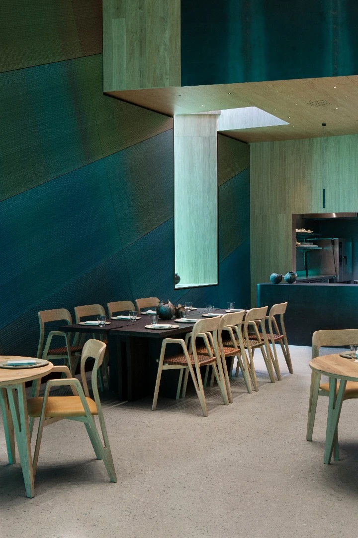 Under measures 600 sq m (6,458 sq ft)