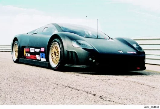 The matt black W12looks the part as it waitsto begin its attempt atthe high-speed Nardocircuit in Southern Italy