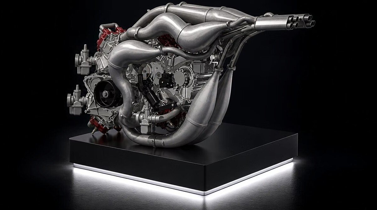 Limited-edition 2-stroke café racer makes a ridiculous 280 hp