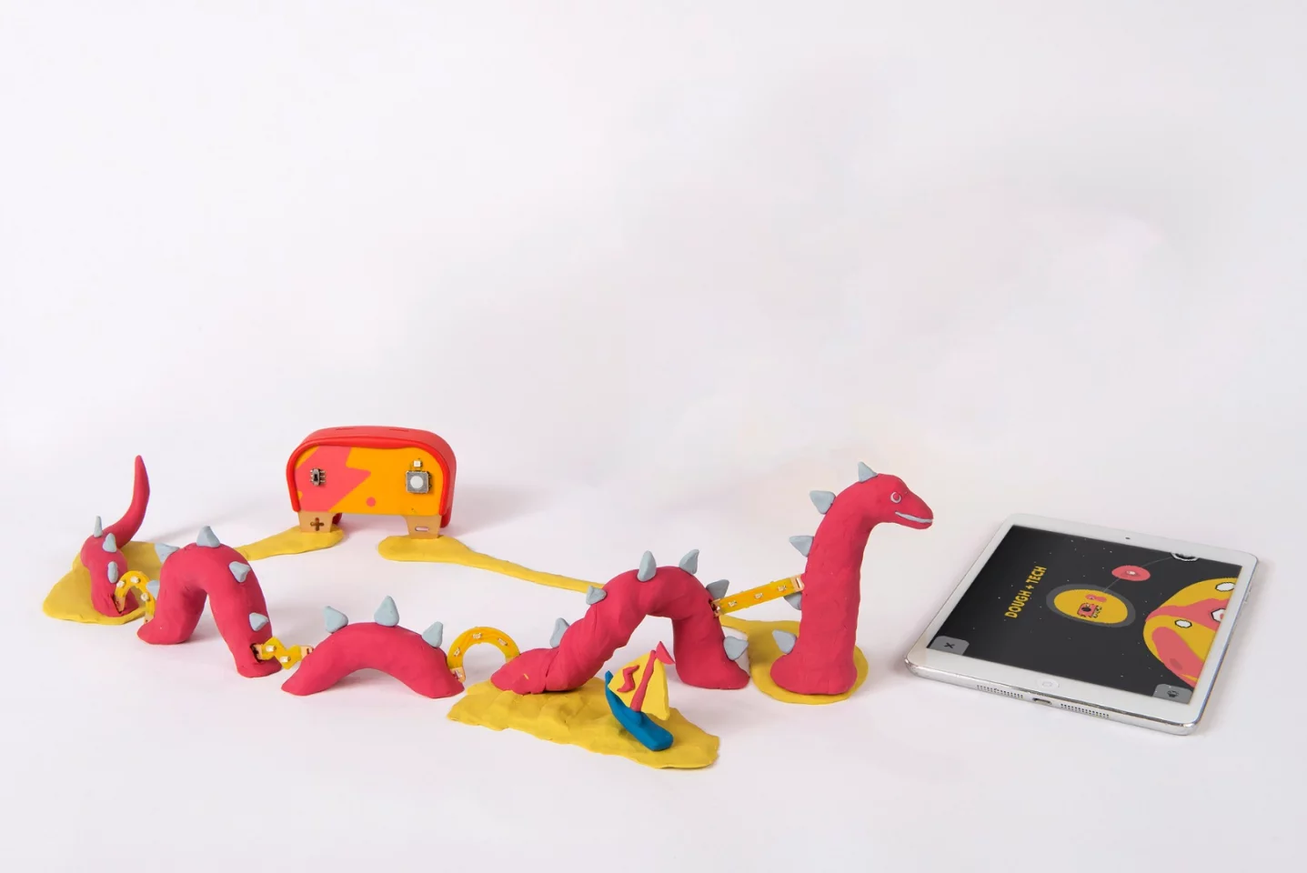 The Bright Creatures Kit is all about lights, with recipes for making dragons with fire-breath that lights up, snakes with flashy scales or glowing penguins