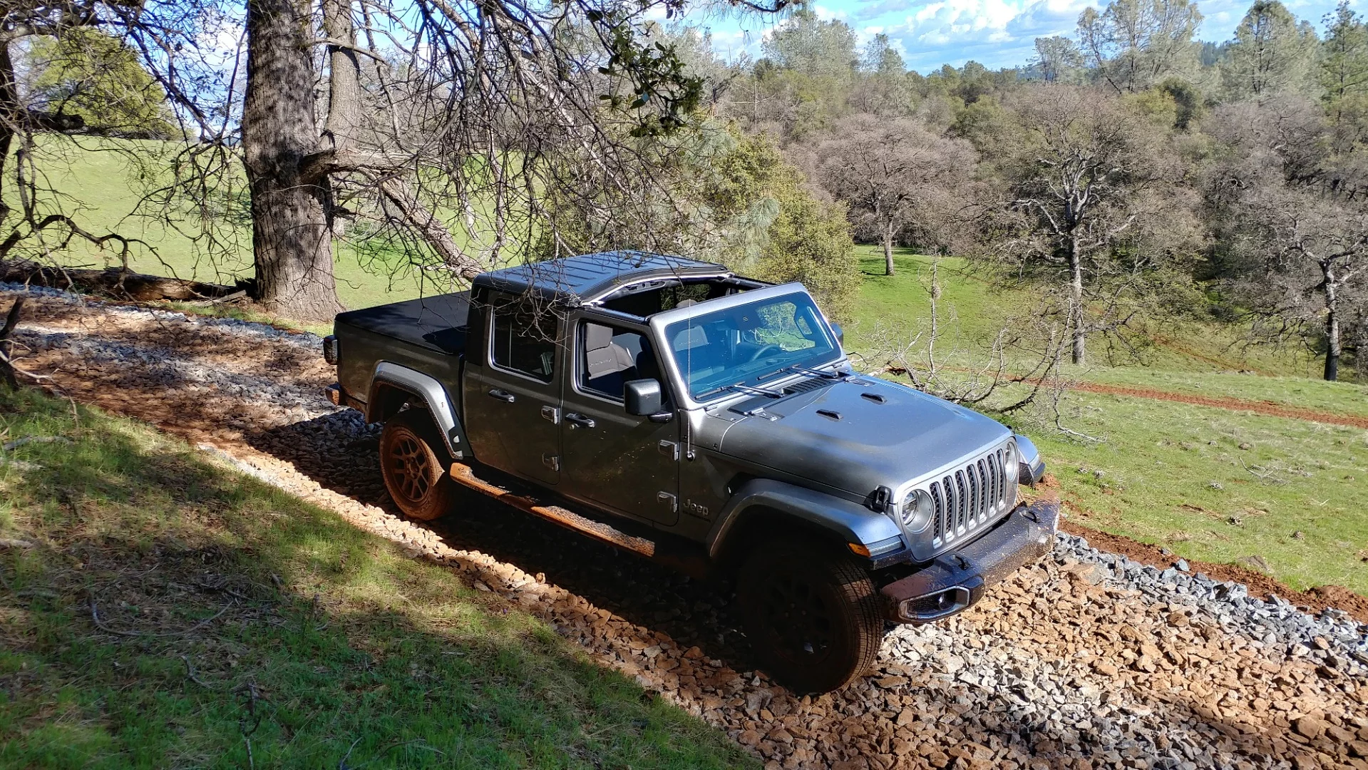 True to the legendary Jeep name, the 2020 Gladiator pickup truck offers both adventure and usability at its core