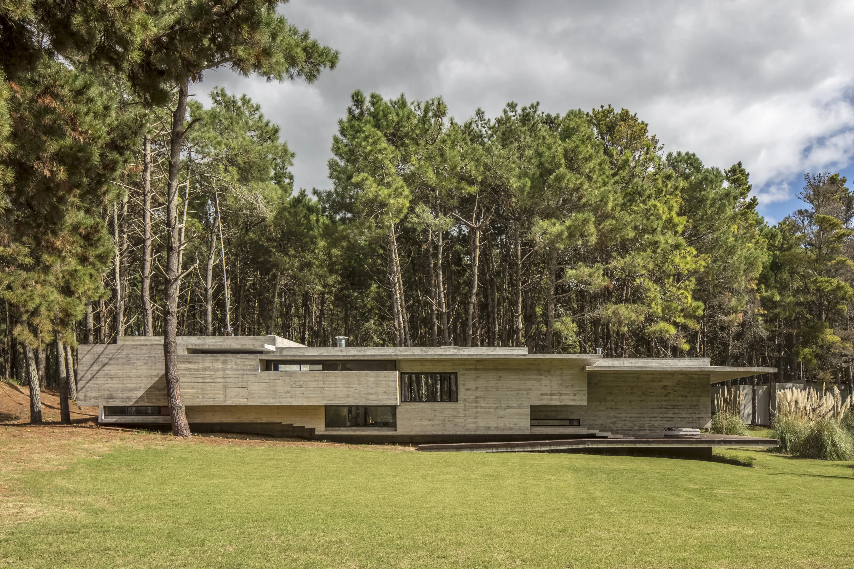 Exposed concrete mightn’t be the most sophisticated material you could choose to make a house, but we are continuing to see how when arranged in the right way it can make for a spectacular place to call homecompleted