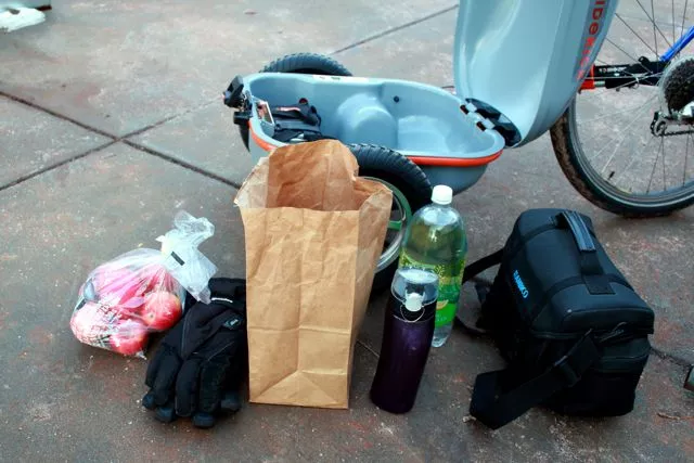 The Ridekick can hold 11 US gallons (42 liters) of cargo