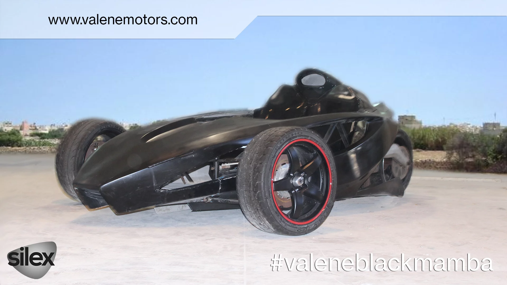 This is a machine designed to put serious venom at the fore