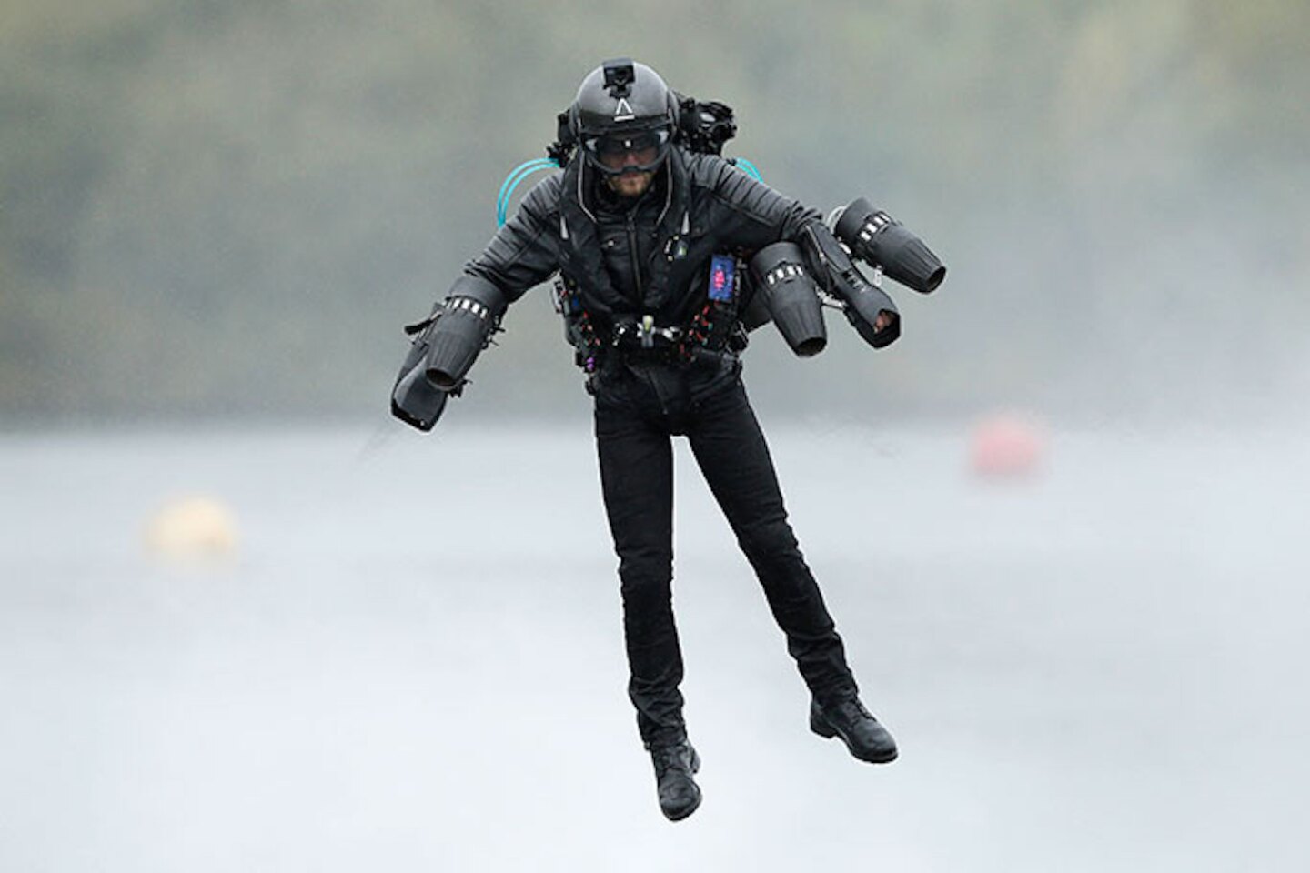 Video Richard Browning sets new speed record in Iron Manstyle jet suit