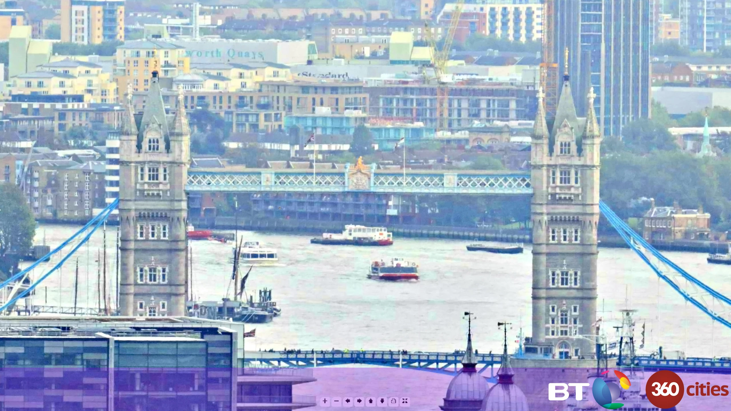 According to the photography team, if the image were printed at a normal photographic resolution, it would be 98 meters (321.5 feet) wide and 24 meters (79 feet) tall