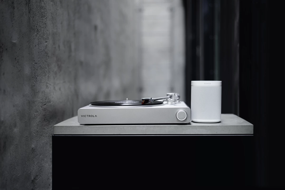 The Stream Carbon turntable "requires no additional equipment for connecting to a Sonos ecosystem, allowing effortless setup and easy control with the Sonos app"